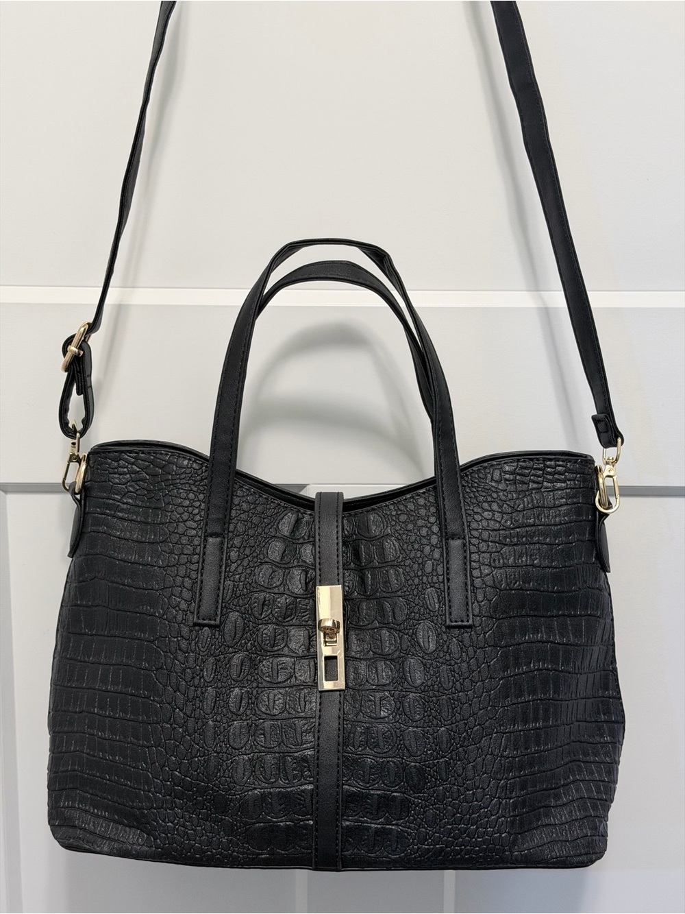 Structured Croc-Embossed Faux Leather Black Tote Bag with Gold Hardware - Picture 2 of 13